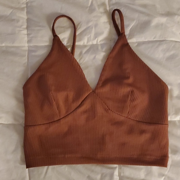 Primark Tops - Primark • Ribbed Crop Top